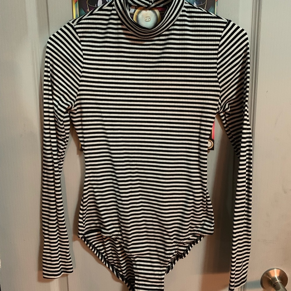 Bundle Of 3 Striped Turtle Necks